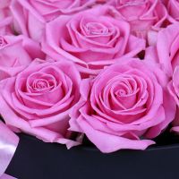 Рожеві троянди в коробці 23 шт Літл-Рок