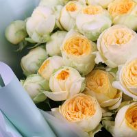 Букет желтый пионовидных роз Детмольд