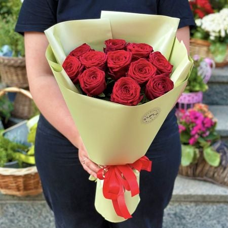 11 червоних троянд Бад-Кройцнах