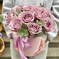 Квіти в коробці Авіс