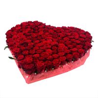 Серце із троянд  (145 троянд) Стра