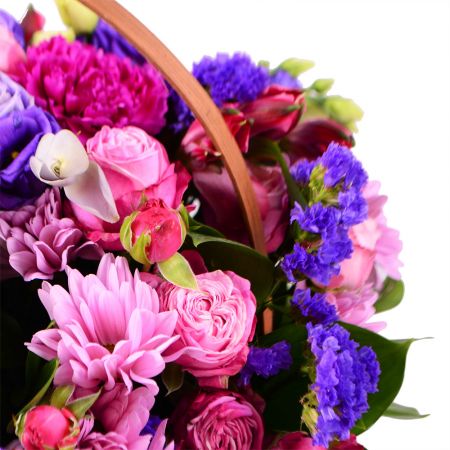  Bouquet Purple basket
													