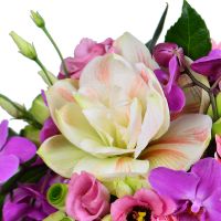  Bouquet Spring Song Ust-Kamenogorsk
														