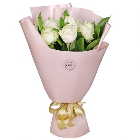 Букет 7 білих троянд Торремолінос