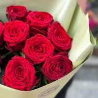 11 красных роз Бернс
