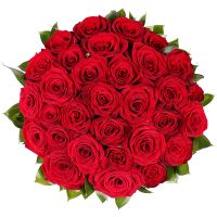 Букет червоних троянд в коробці Мапуту