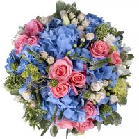 Flower arrangement in a box Dolo-Odo
