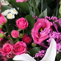 Микс от флориста Тани из 11 цветков в бело розовых тонах Brescia
