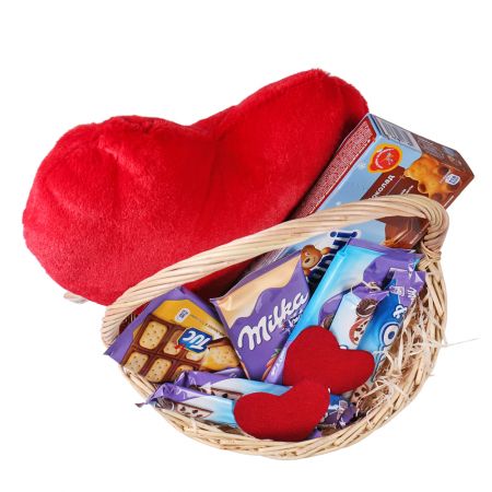 Sweet basket with heart Sweet basket with heart