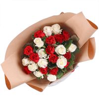 25 red and white roses Ahern