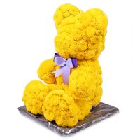 Желтый мишка из цветов с бантиком Брент