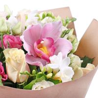 Букет цветов Нежный подарок Бад-Зоден-Зальмюнстер