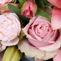 Roses and lilies Walldurn