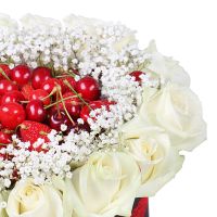 Flower box with berries Dawsonville