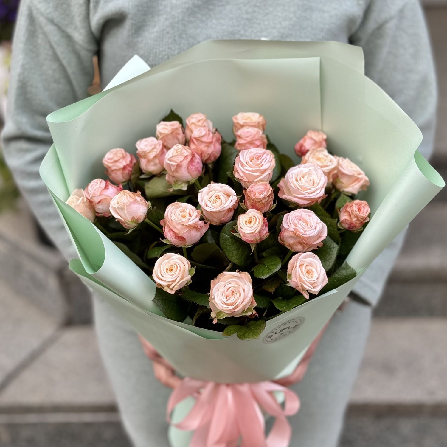 Акция! 25  розовых роз 40 см Киев