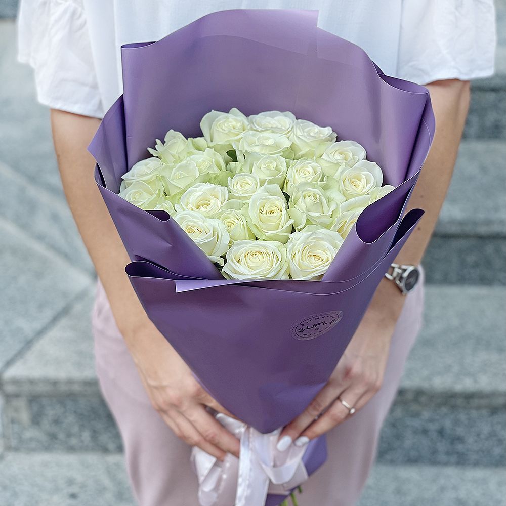 Bouquet 25 white roses Spala