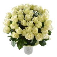 Букет білих троянд Острог (Рівненська область)