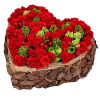 Ексклюзивне серце із троянд Острог (Рівненська область)
