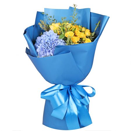 Blue and yellow bouquet Ornskoldsvik