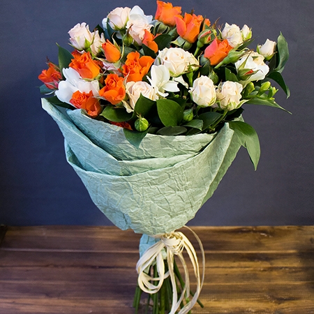 Букет цветов Жемчужина пустыни Виндзор (Великобритания)