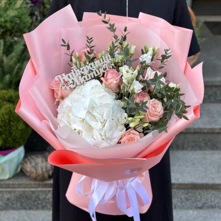 Bouquet for the best Mom Rozovka