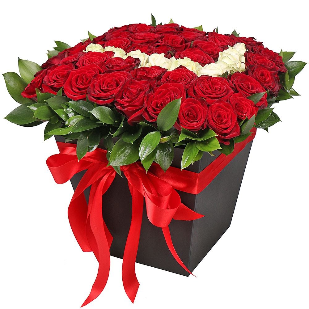 Roses in box 'With love' Roses in box 'With love'