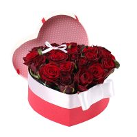 Сердце из роз в коробке Иваново (Беларусь)