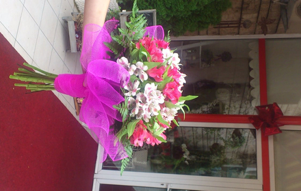 Flowers delivery Brokopondo