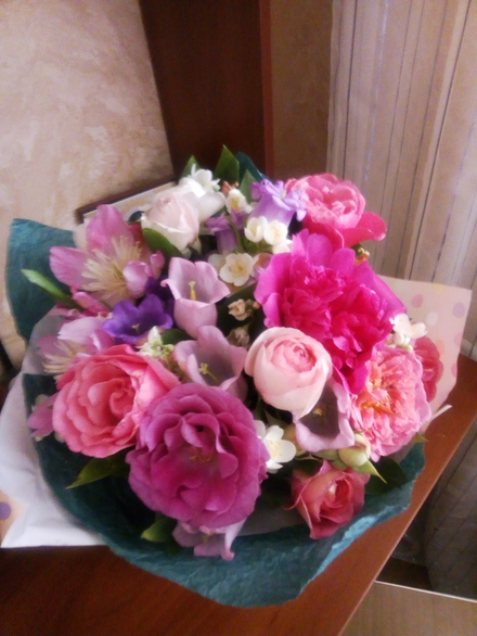 Доставка цветов Донецкая область