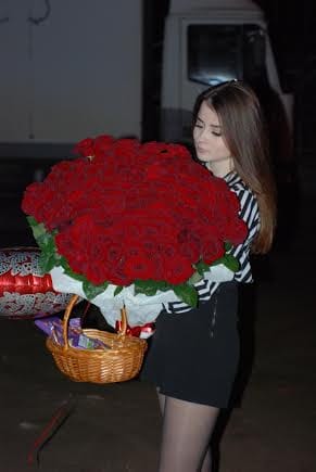 Доставка квітів Остриця