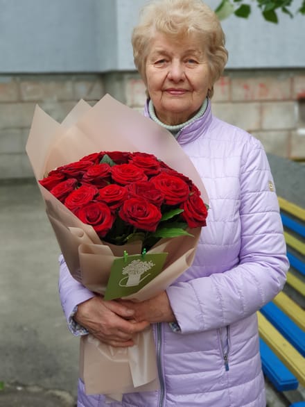 Доставка квітів Фастів