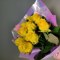 Квіти поштучно жовті троянди - Калофер