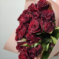 11 червоних троянд - Яблуница