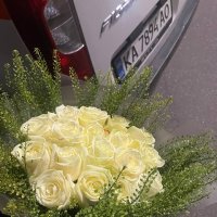 Букет білих троянд Зачарування - Оксфорд