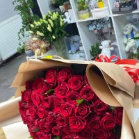 51 червона троянда  - Київ - Теремки