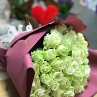 51 троянда біла - Дружба (Казахстан)