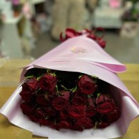 25 red roses bouquet - Novyj Gyrbovec