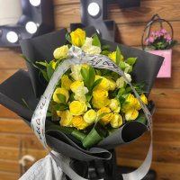 Funeral bouquet in gold color - Glacis