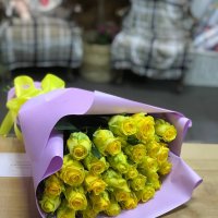 25 yellow roses - Melovoe