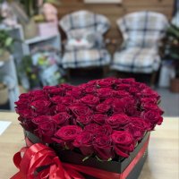 51 роза в коробке - Креморн