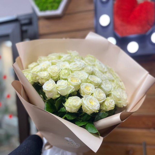Promo! 51 white roses - Novotiraspolsky