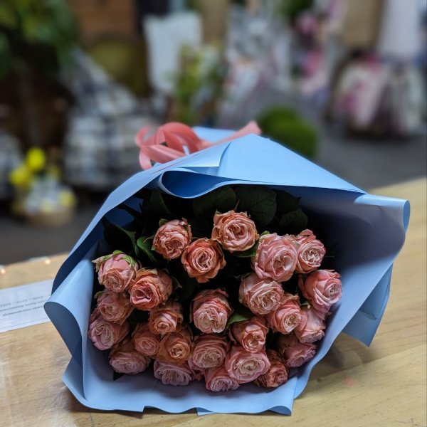 Акція! 25 рожевих троянд 40 см - Менло Парк