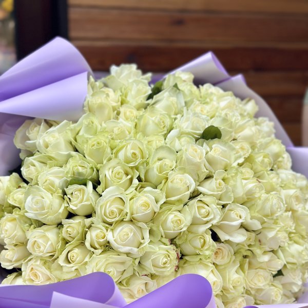 Bouquet 101 white roses - Lviv