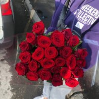 Красные розы поштучно - Бергхаим