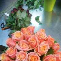 Поштучно цветы коралловые розы - Кашарица