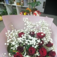 Троянди з гіпсофілою - Новопокровка