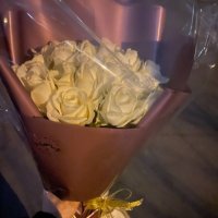 Букет 25 білих троянд - Поккінг