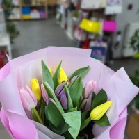 Весняний привіт 11 тюльпанів - Стра