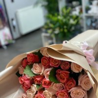 Поштучно кремовые розы - Абья-Палуйя
