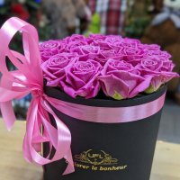 Розовые розы в коробке 23 шт - Жаркент